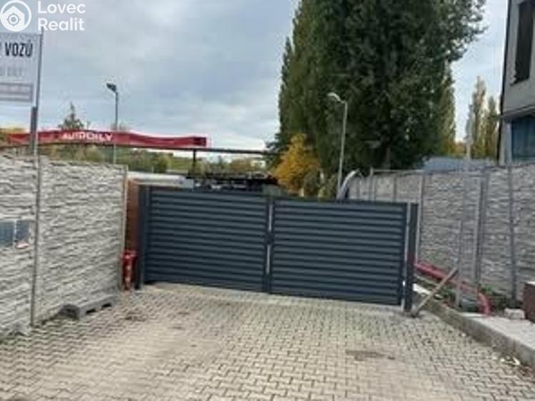 Pronájem komerční nemovitosti Kladno, Libušina č. 4