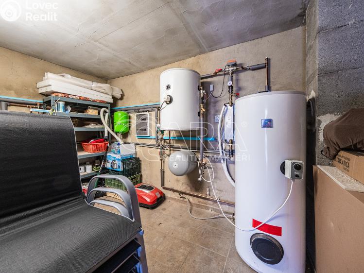 Продаж сімейного будинку Měrunice č. 49