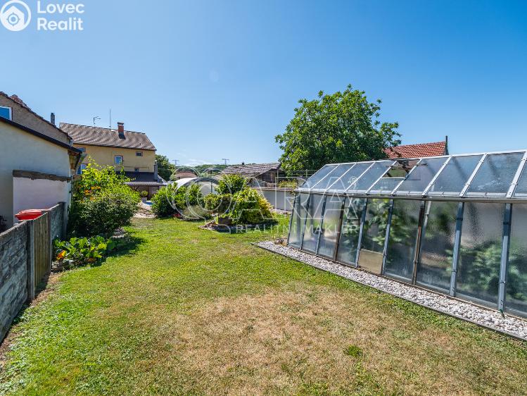 Продажа семейного дома Měrunice č. 40