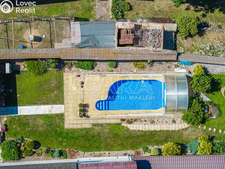 Prodej rodinného domu Měrunice č. 9