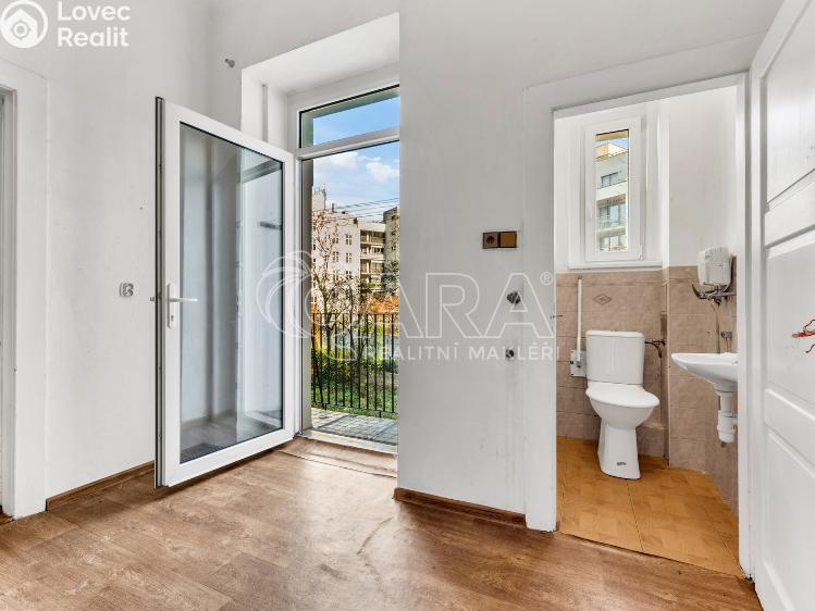 Продажа квартиры 2+KK Praha, Na břehu 492/17 č. 10