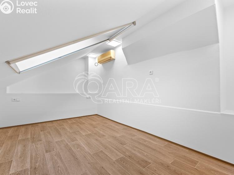 Оренда квартири 4+1 Praha, Černá 1504/8 č. 14