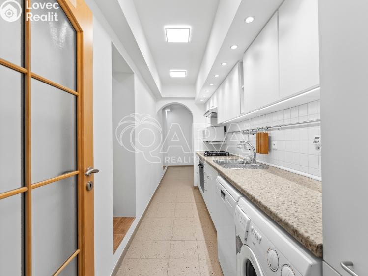 Оренда квартири 4+1 Praha, Černá 1504/8 č. 21