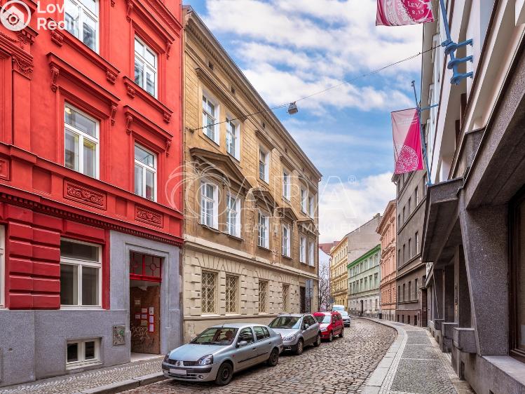 Оренда квартири 4+1 Praha, Černá 1504/8 č. 28