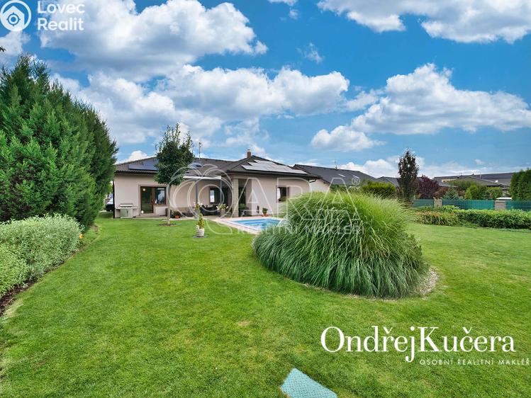 Продаж сімейного будинку Kostelec nad Labem, K Jahodovce 1101 č. 33