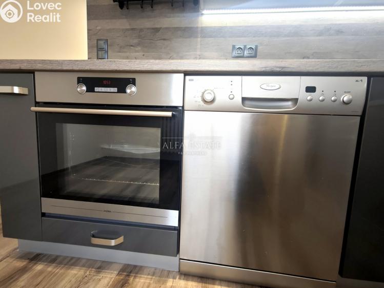 Оренда квартири 3+1 Ostrov, Družební č. 3