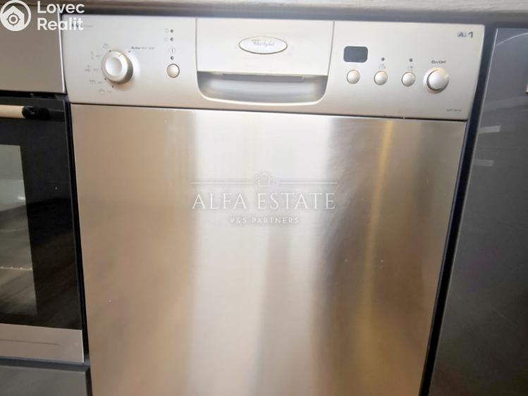 Оренда квартири 3+1 Ostrov, Družební č. 4