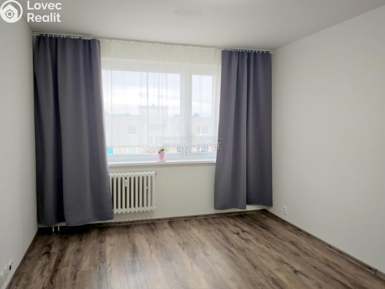 Оренда квартири 3+1 Ostrov, Družební č. 13