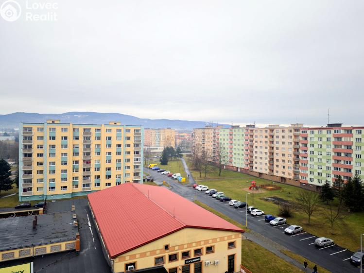 Оренда квартири 3+1 Ostrov, Družební č. 19