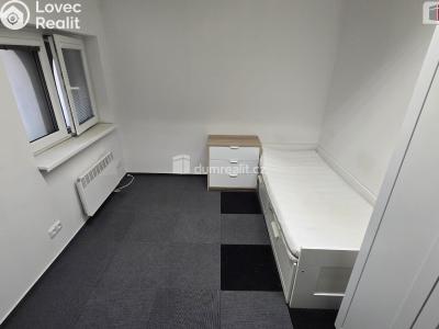 Pronájem bytu 1+KK Praha 14, Pilská č. 2