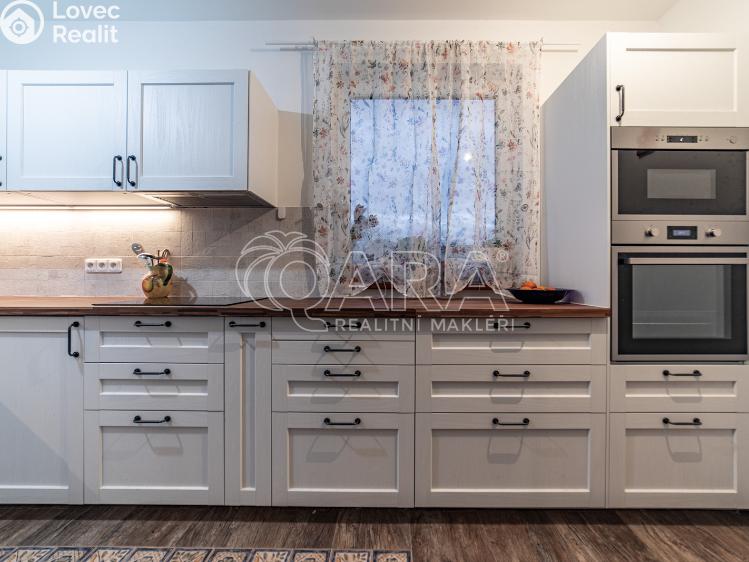 Prodej rodinného domu Lochovice č. 5