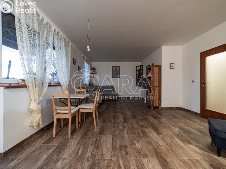 Prodej rodinného domu Lochovice č. 8