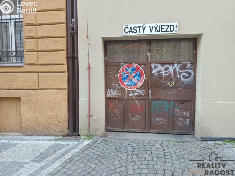 Pronájem garážového stání Praha, Klicperova č. 1