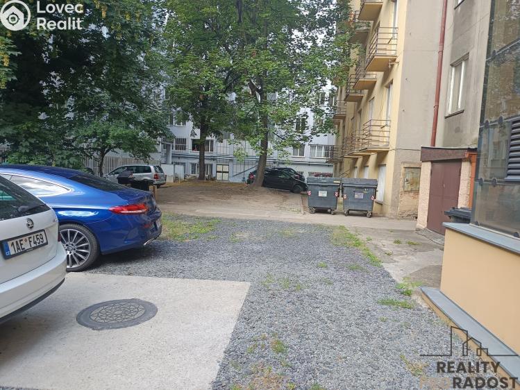 Pronájem garážového stání Praha, Klicperova č. 2