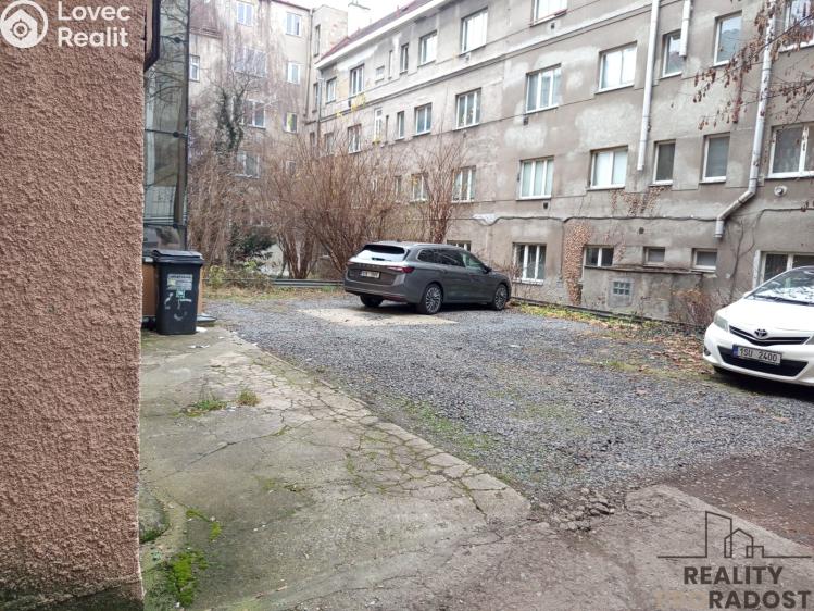 Pronájem garážového stání Praha, Klicperova č. 2