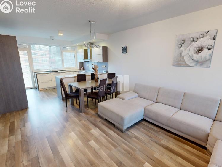 Pronájem bytu 4+KK Pelhřimov, Dolnokubínská č. 1