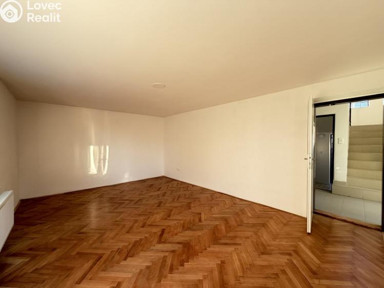 Pronájem rodinného domu Pardubice, 8. května 490 č. 6