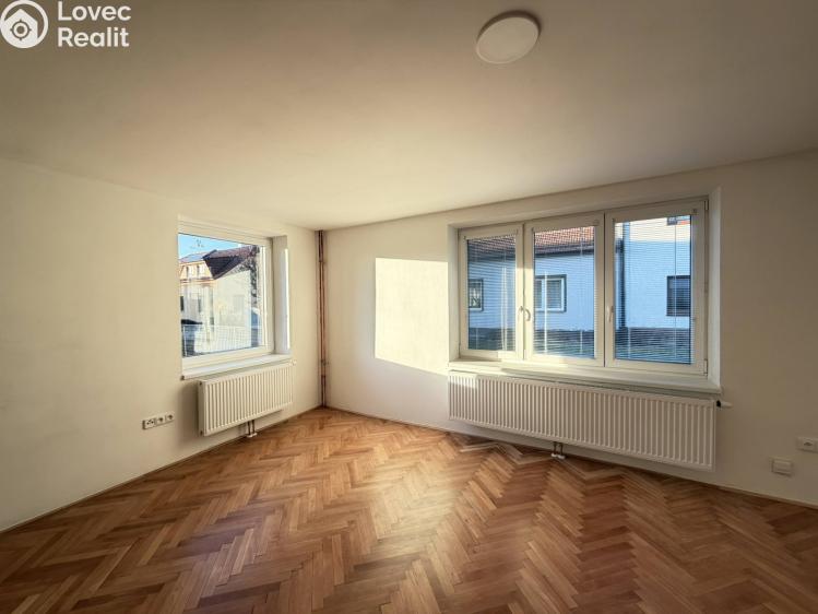 Pronájem rodinného domu Pardubice, 8. května 490 č. 7