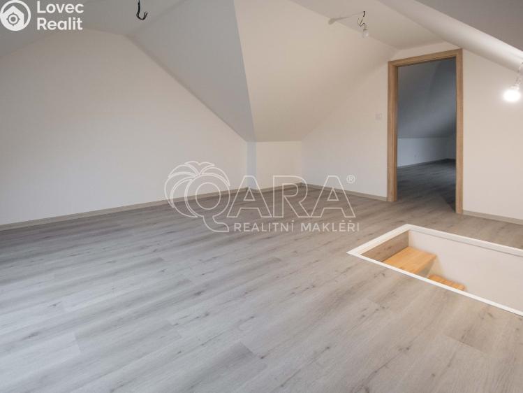 Продаж сімейного будинку Neratovice, Kpt. Jaroše 44/5 č. 16