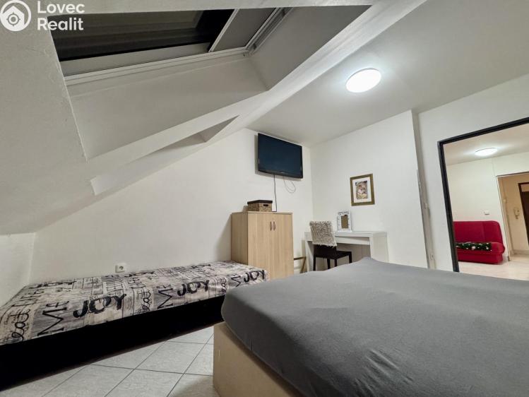 Rent apartment 2+KK Praha, U Santošky 933/20 č. 6