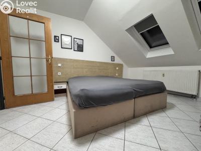 Pronájem bytu 2+KK Praha, U Santošky č. 2