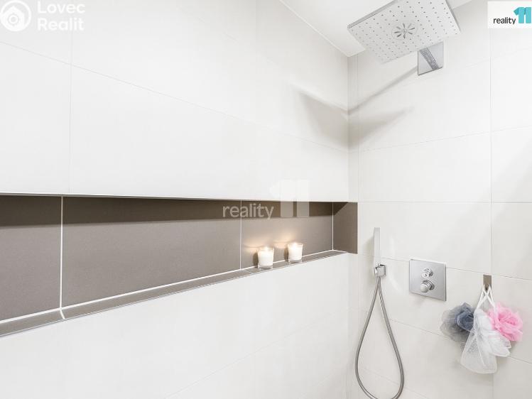 Pronájem bytu 3+KK Praha 9, Ivana Hlinky č. 7