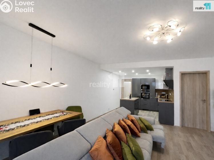 Pronájem bytu 3+KK Praha 9, Ivana Hlinky č. 15