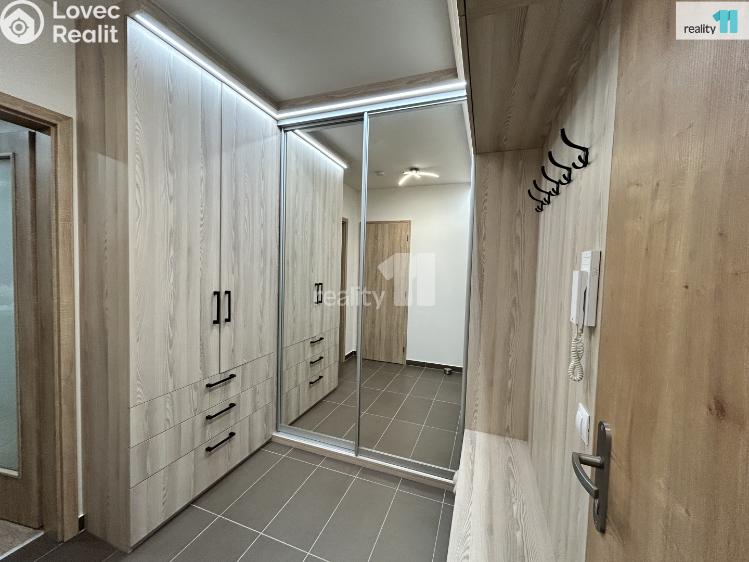 Pronájem bytu 3+KK Praha 9, Ivana Hlinky č. 23