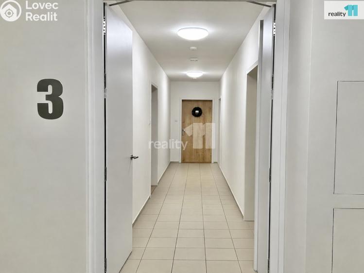 Pronájem bytu 3+KK Praha 9, Ivana Hlinky č. 28