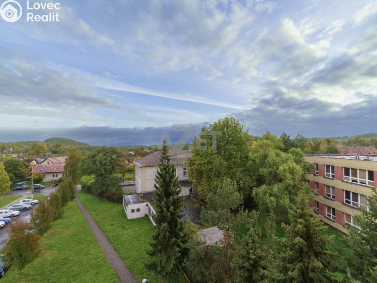 Продаж квартири 3+1 Český Těšín, Pod Zvonek č. 15