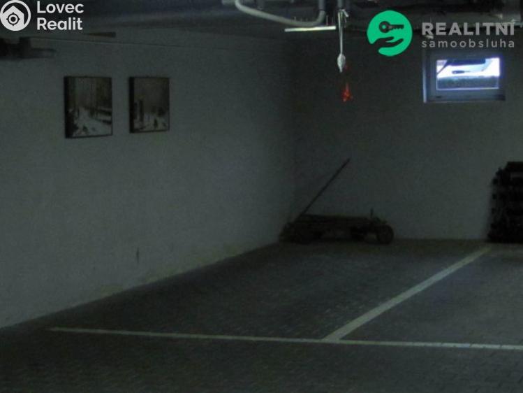 Pronájem garáže Olomouc, Mošnerova č. 1