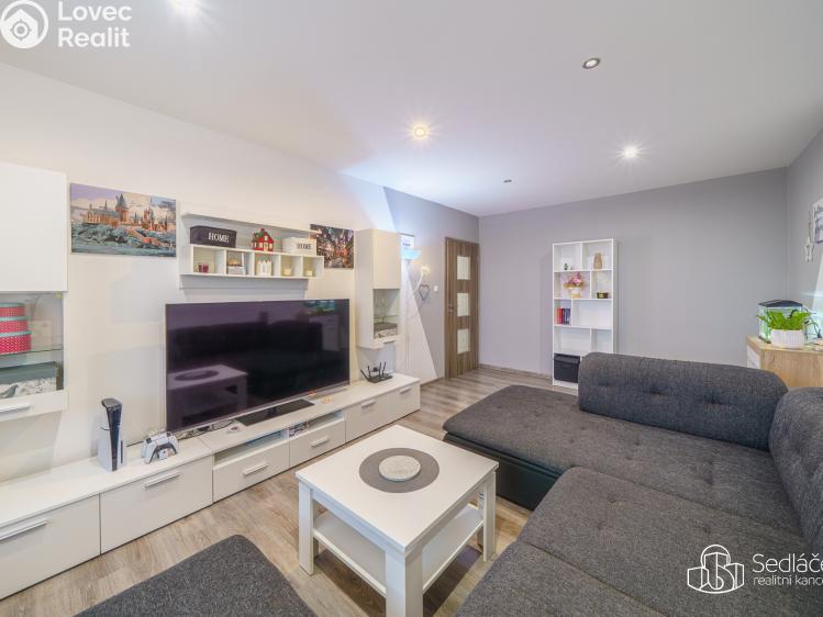 Продаж квартири 3+1 Sokolov, Spartakiádní č. 7