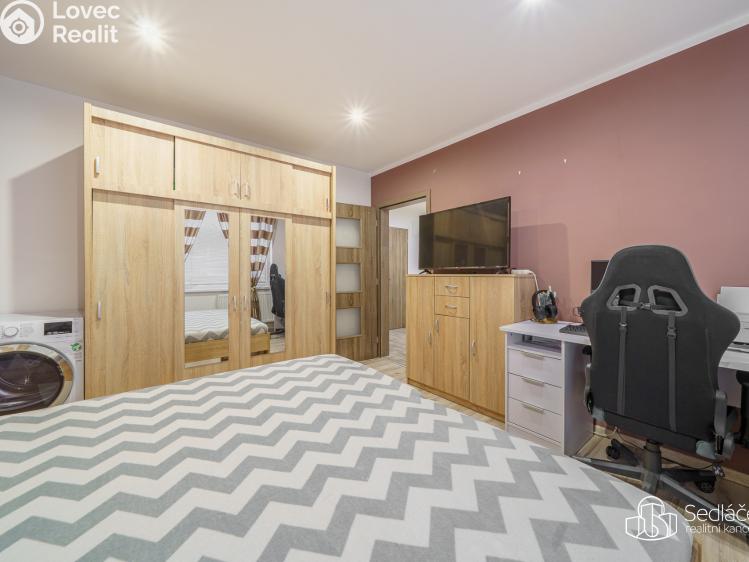 Продаж квартири 3+1 Sokolov, Spartakiádní č. 9