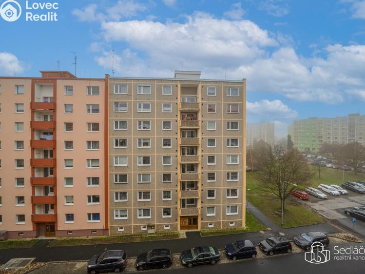 Продаж квартири 3+1 Sokolov, Spartakiádní č. 16