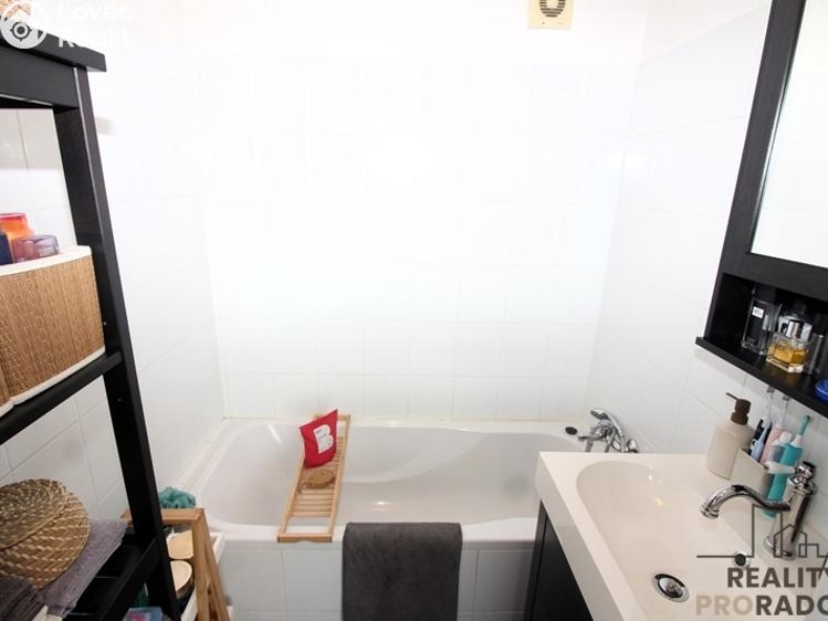 Prodej bytu 3+1 Znojmo, Dukelských bojovníků č. 3