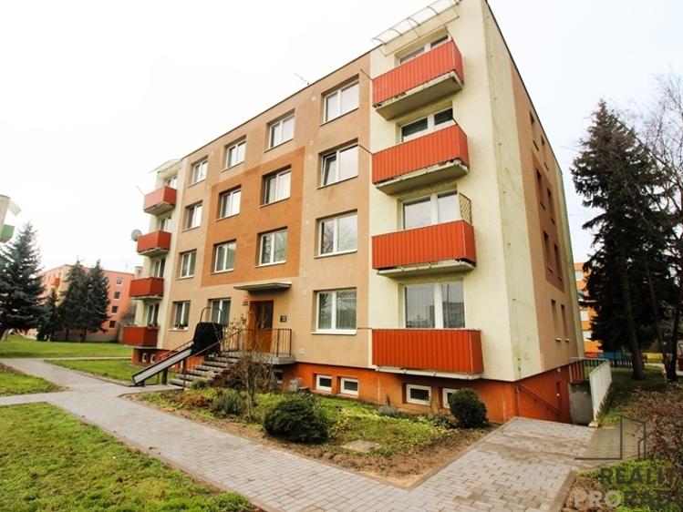 Prodej bytu 3+1 Znojmo, Dukelských bojovníků č. 14