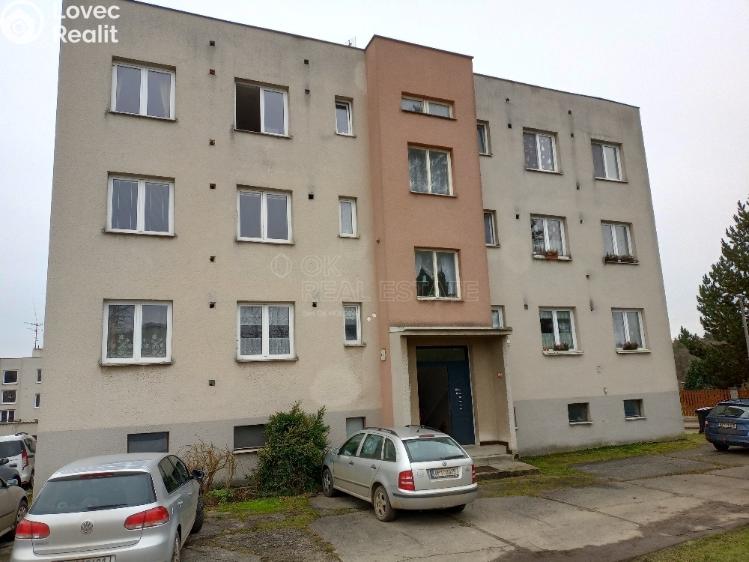 Pronájem bytu 3+1 Kvíčovice č. 1