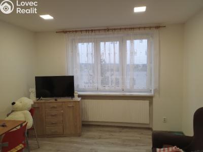 Pronájem bytu 3+1 Kvíčovice č. 6