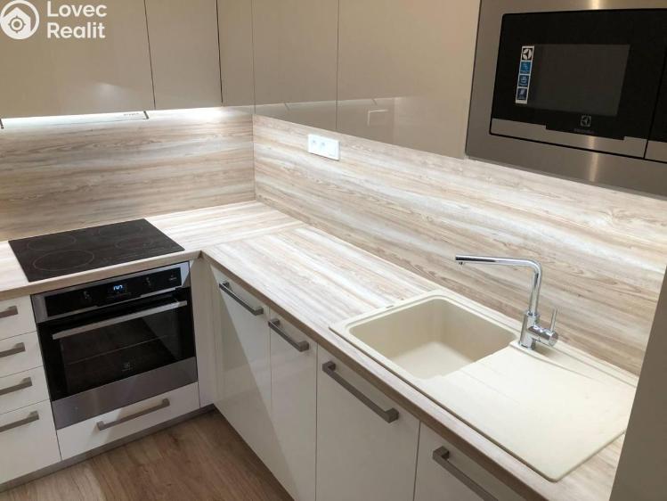 Pronájem bytu 2+KK Praha, Granitova č. 2