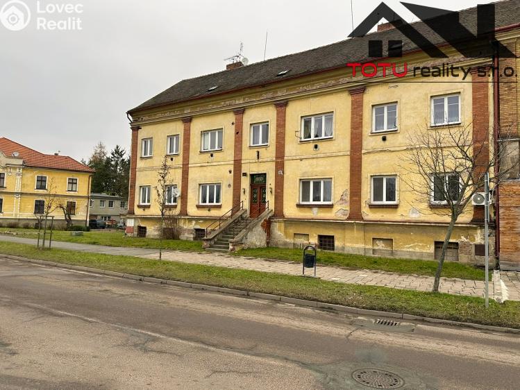 Pronájem bytu 3+KK Jaroměř, 5. května č. 1