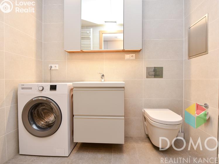 Pronájem bytu 1+KK Praha, Smržových 1047/6 č. 9