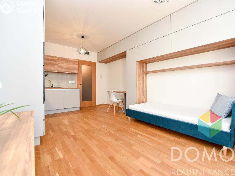 Pronájem bytu 1+KK Praha, Smržových 1047/6 č. 6