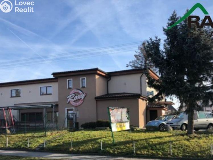 Pronájem obchodního prostoru Planá, Nádražní č. 12