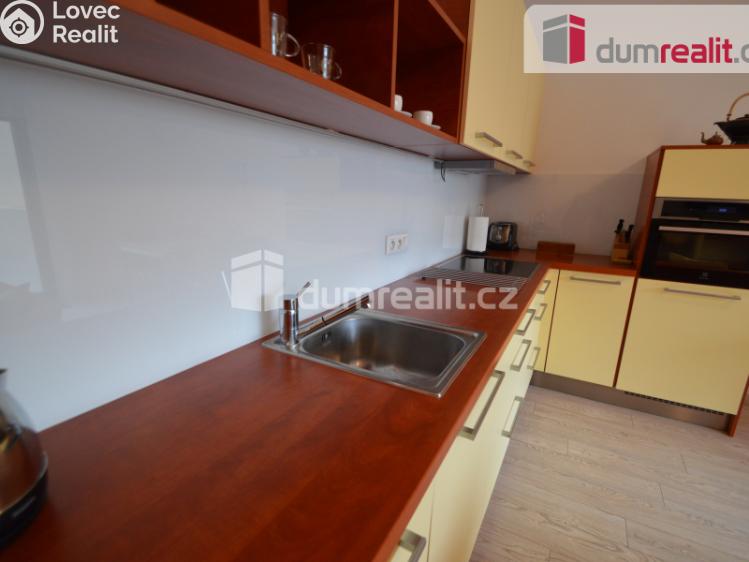 Pronájem bytu 3+KK Praha 8, U Mlýnského kanálu č. 8