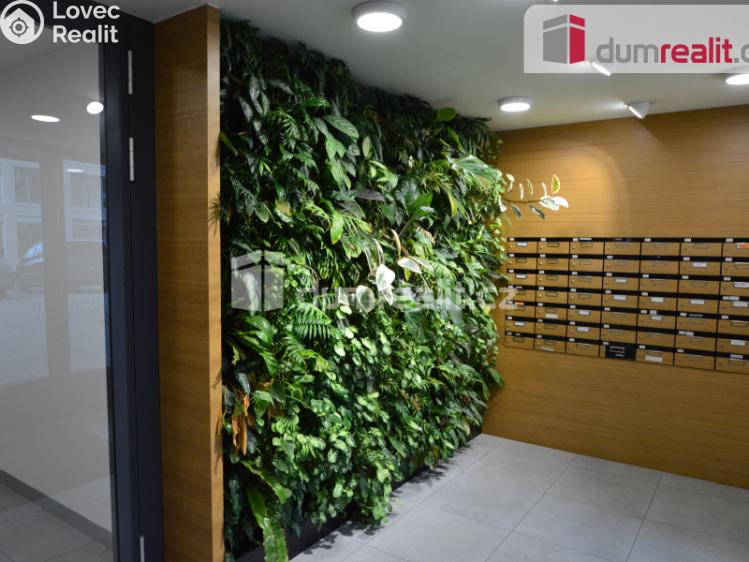 Pronájem bytu 3+KK Praha 8, U Mlýnského kanálu č. 10