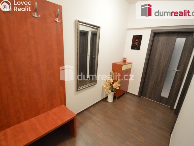 Pronájem bytu 3+KK Praha 8, U Mlýnského kanálu č. 12