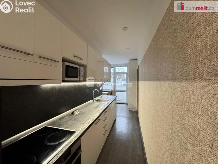 Pronájem bytu 3+1 Chomutov, Bezručova č. 2