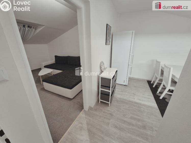 Pronájem bytu 2+1 Hoštka, Lužická č. 11