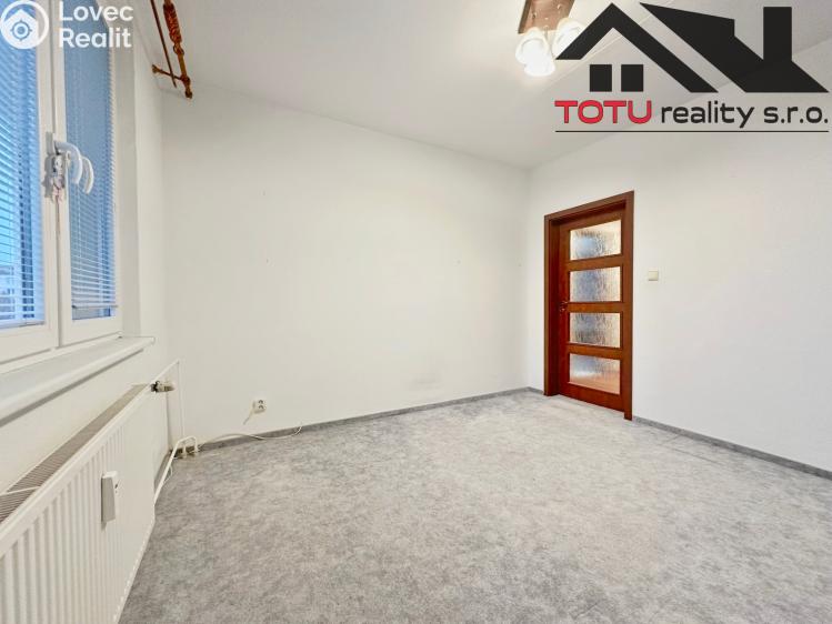 Pronájem bytu 4+1 Jaroměř, Karla Lánského č. 11