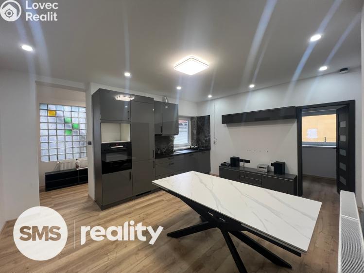 Pronájem rodinného domu Hradec Králové, K Zastávce 293/27 č. 3